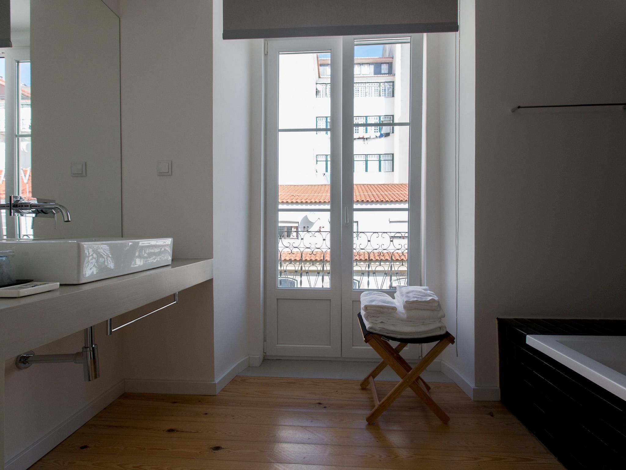 The 8 - Downtown Suites Lisbon Bagian luar foto